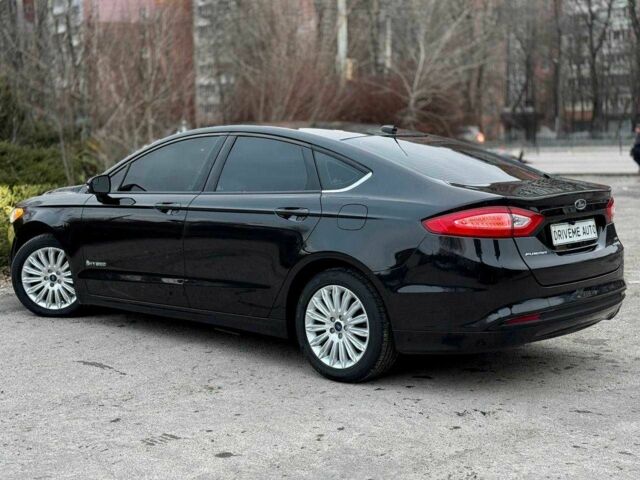 Черный Форд Фьюжн, объемом двигателя 2 л и пробегом 265 тыс. км за 8999 $, фото 6 на Automoto.ua