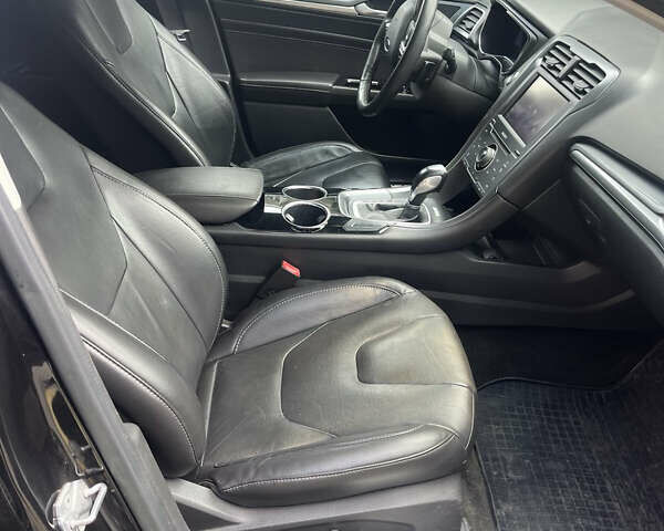 Черный Форд Фьюжн, объемом двигателя 2 л и пробегом 129 тыс. км за 10500 $, фото 7 на Automoto.ua