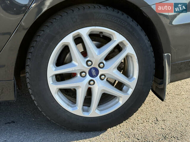 Чорний Форд Фьюжен, об'ємом двигуна 2.49 л та пробігом 245 тис. км за 8950 $, фото 7 на Automoto.ua