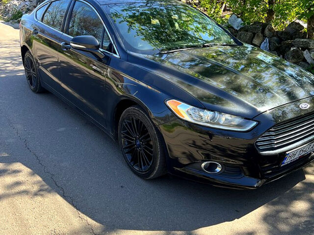 Черный Форд Фьюжн, объемом двигателя 2 л и пробегом 276 тыс. км за 8499 $, фото 1 на Automoto.ua