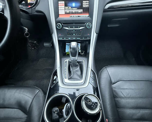 Черный Форд Фьюжн, объемом двигателя 2 л и пробегом 320 тыс. км за 9200 $, фото 9 на Automoto.ua