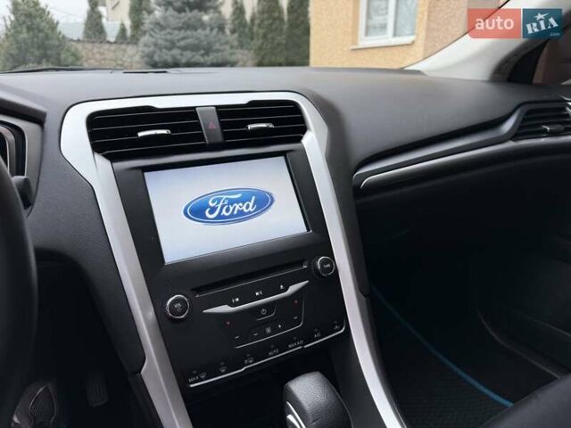 Чорний Форд Фьюжен, об'ємом двигуна 1.6 л та пробігом 181 тис. км за 8200 $, фото 31 на Automoto.ua