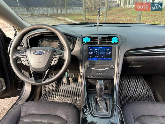 Чорний Форд Фьюжен, об'ємом двигуна 2.49 л та пробігом 190 тис. км за 8999 $, фото 14 на Automoto.ua
