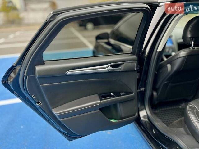 Черный Форд Фьюжн, объемом двигателя 2 л и пробегом 218 тыс. км за 11999 $, фото 27 на Automoto.ua