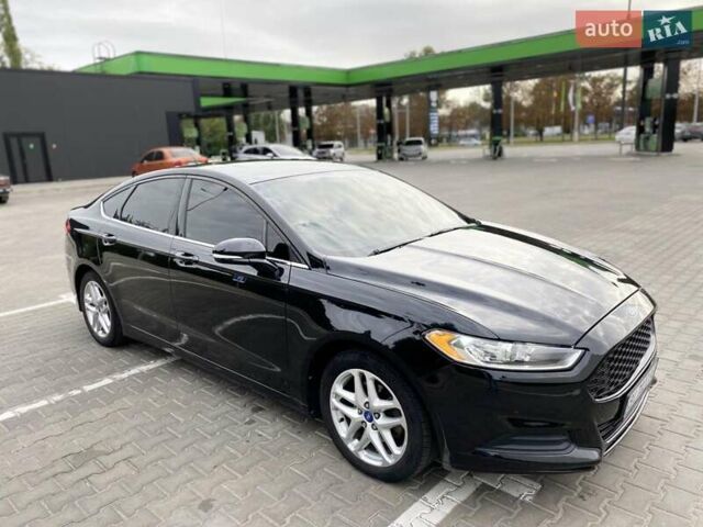 Черный Форд Фьюжн, объемом двигателя 1.6 л и пробегом 184 тыс. км за 8000 $, фото 1 на Automoto.ua