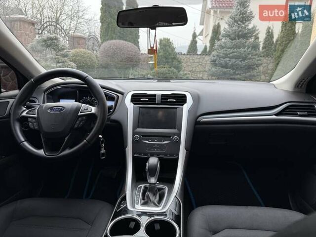 Чорний Форд Фьюжен, об'ємом двигуна 1.6 л та пробігом 181 тис. км за 8200 $, фото 56 на Automoto.ua
