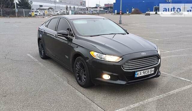 Чорний Форд Фьюжен, об'ємом двигуна 2 л та пробігом 350 тис. км за 11900 $, фото 3 на Automoto.ua