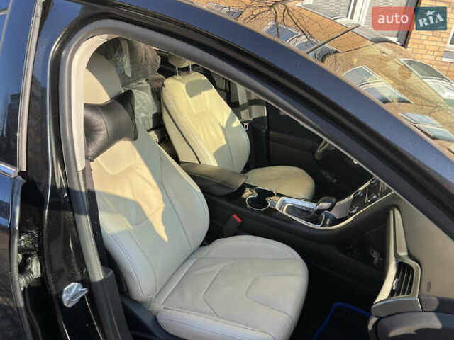 Форд Фьюжн 2013 в Белой Церкве на Automoto.ua Черный Форд Фьюжн, объемом двигателя 2.49 л и пробегом 260 тыс. км за 8700 $, фото 13 на Automoto.ua