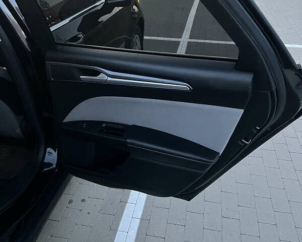 Черный Форд Фьюжн, объемом двигателя 2.5 л и пробегом 202 тыс. км за 9200 $, фото 11 на Automoto.ua