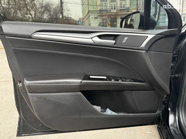 Черный Форд Фьюжн, объемом двигателя 2.5 л и пробегом 181 тыс. км за 9990 $, фото 10 на Automoto.ua