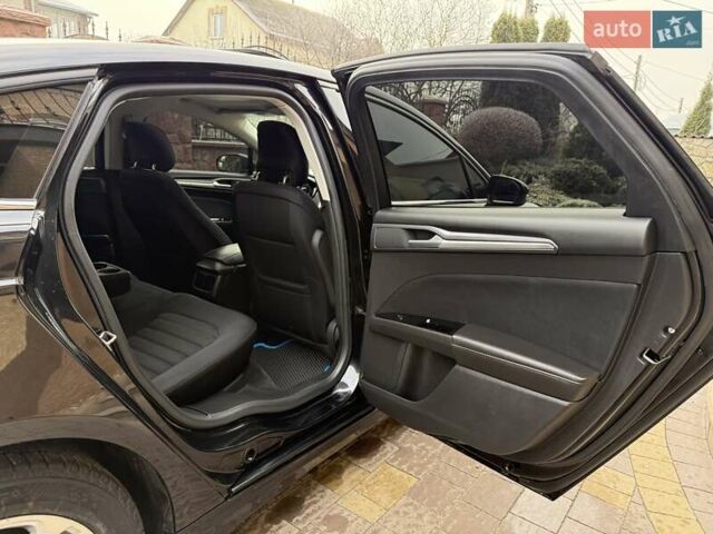 Чорний Форд Фьюжен, об'ємом двигуна 1.6 л та пробігом 181 тис. км за 8200 $, фото 54 на Automoto.ua