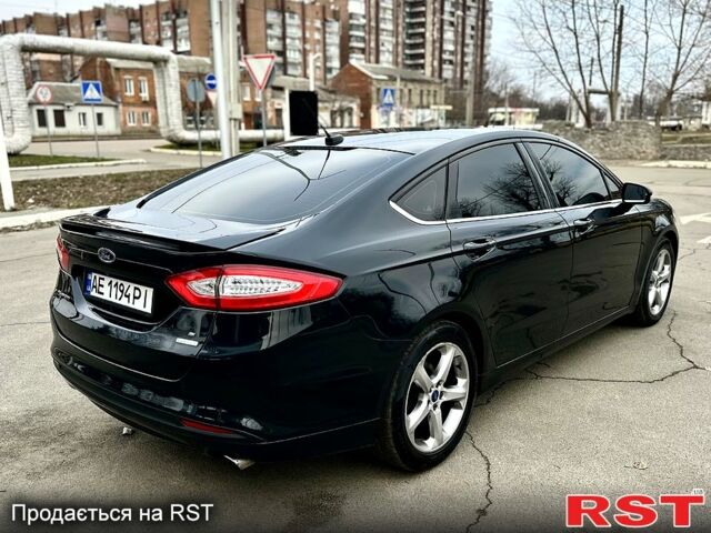 Черный Форд Фьюжн, объемом двигателя 1.5 л и пробегом 250 тыс. км за 10000 $, фото 2 на Automoto.ua