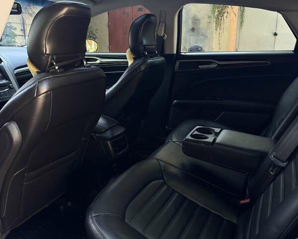 Черный Форд Фьюжн, объемом двигателя 2 л и пробегом 234 тыс. км за 12600 $, фото 20 на Automoto.ua