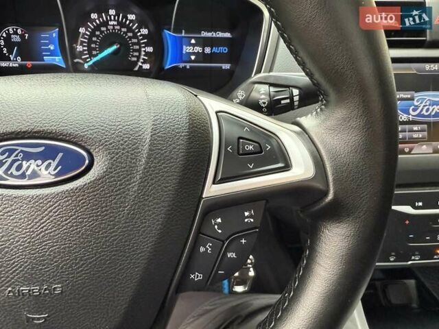 Чорний Форд Фьюжен, об'ємом двигуна 1.6 л та пробігом 181 тис. км за 8200 $, фото 25 на Automoto.ua