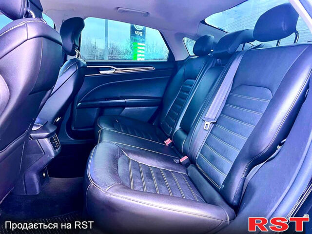 Черный Форд Фьюжн, объемом двигателя 2 л и пробегом 257 тыс. км за 9500 $, фото 7 на Automoto.ua