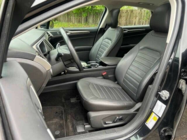 Черный Форд Фьюжн, объемом двигателя 1.6 л и пробегом 90 тыс. км за 8000 $, фото 5 на Automoto.ua