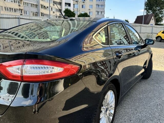 Чорний Форд Фьюжен, об'ємом двигуна 2 л та пробігом 147 тис. км за 9000 $, фото 2 на Automoto.ua