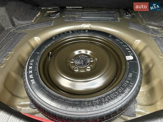 Чорний Форд Фьюжен, об'ємом двигуна 1.6 л та пробігом 181 тис. км за 8200 $, фото 55 на Automoto.ua