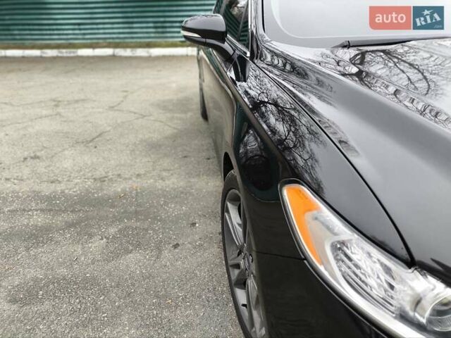 Черный Форд Фьюжн, объемом двигателя 2 л и пробегом 192 тыс. км за 12000 $, фото 5 на Automoto.ua