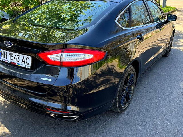 Черный Форд Фьюжн, объемом двигателя 2 л и пробегом 276 тыс. км за 8499 $, фото 3 на Automoto.ua