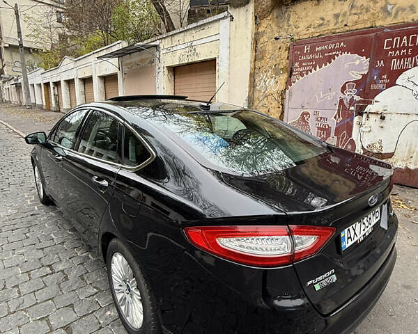 Черный Форд Фьюжн, объемом двигателя 2 л и пробегом 320 тыс. км за 9200 $, фото 4 на Automoto.ua