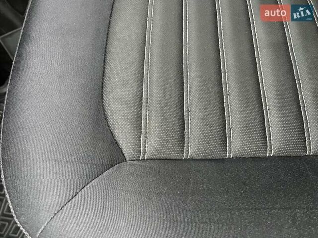 Чорний Форд Фьюжен, об'ємом двигуна 2.5 л та пробігом 215 тис. км за 8700 $, фото 19 на Automoto.ua