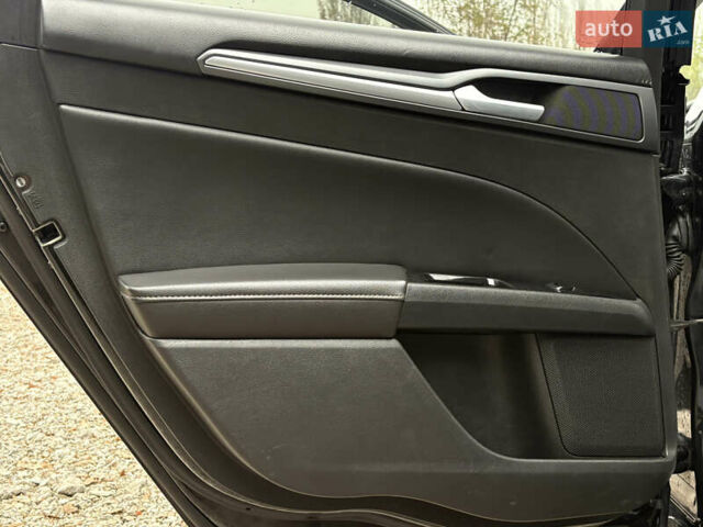 Черный Форд Фьюжн, объемом двигателя 2 л и пробегом 178 тыс. км за 10700 $, фото 15 на Automoto.ua