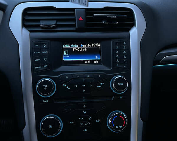 Черный Форд Фьюжн, объемом двигателя 2.5 л и пробегом 200 тыс. км за 7850 $, фото 7 на Automoto.ua