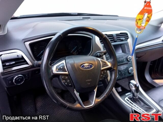 Черный Форд Фьюжн, объемом двигателя 20 л и пробегом 206 тыс. км за 10500 $, фото 6 на Automoto.ua