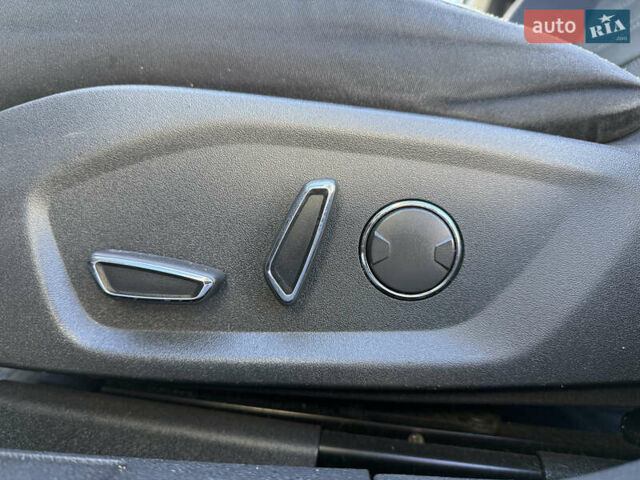 Чорний Форд Фьюжен, об'ємом двигуна 2.49 л та пробігом 245 тис. км за 8950 $, фото 14 на Automoto.ua