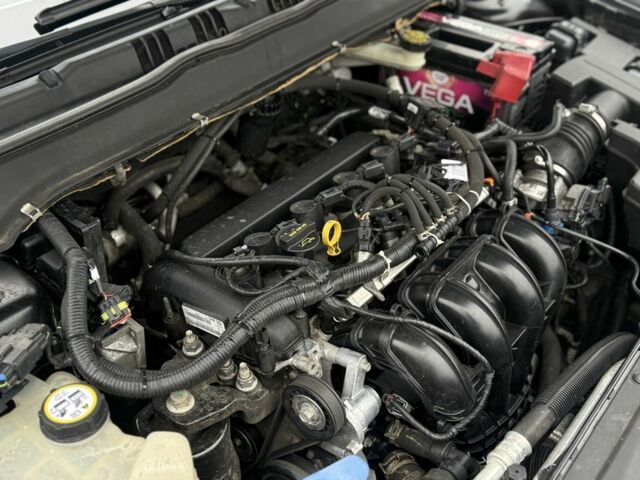 Черный Форд Фьюжн, объемом двигателя 2.5 л и пробегом 165 тыс. км за 8000 $, фото 12 на Automoto.ua