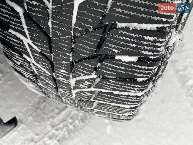 Чорний Форд Фьюжен, об'ємом двигуна 2.49 л та пробігом 240 тис. км за 8999 $, фото 13 на Automoto.ua