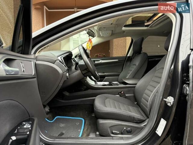 Чорний Форд Фьюжен, об'ємом двигуна 1.6 л та пробігом 181 тис. км за 8200 $, фото 19 на Automoto.ua