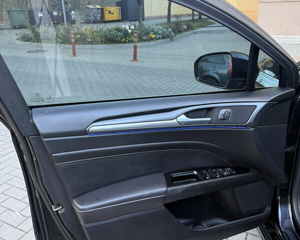 Чорний Форд Фьюжен, об'ємом двигуна 2 л та пробігом 187 тис. км за 9600 $, фото 12 на Automoto.ua