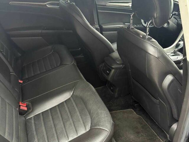 Форд Фьюжен 2013 у Дніпро (Дніпропетровську) на Automoto.ua Чорний Форд Фьюжен, об'ємом двигуна 2 л та пробігом 200 тис. км за 9700 $, фото 3 на Automoto.ua