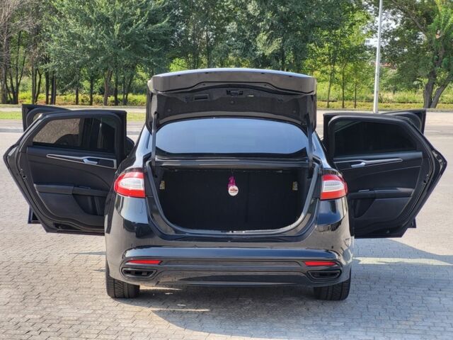 Черный Форд Фьюжн, объемом двигателя 2 л и пробегом 280 тыс. км за 9000 $, фото 6 на Automoto.ua