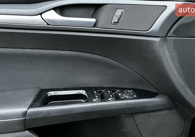 Черный Форд Фьюжн, объемом двигателя 2.5 л и пробегом 223 тыс. км за 8400 $, фото 11 на Automoto.ua