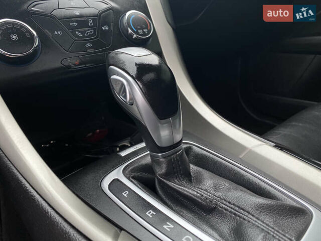 Чорний Форд Фьюжен, об'ємом двигуна 1.5 л та пробігом 135 тис. км за 9800 $, фото 20 на Automoto.ua