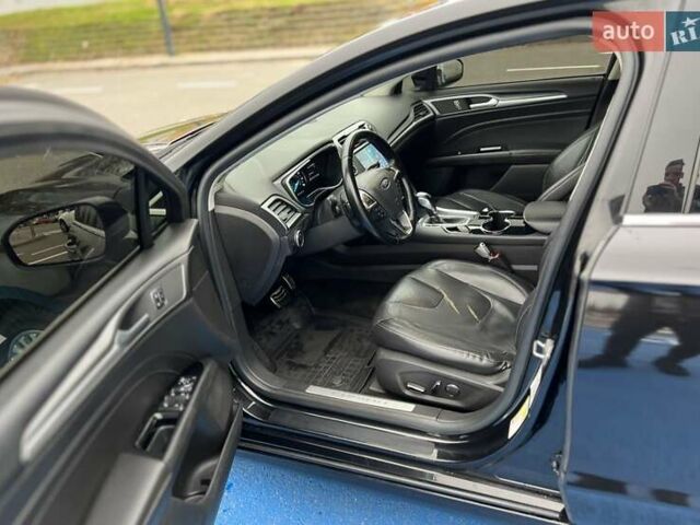 Черный Форд Фьюжн, объемом двигателя 2 л и пробегом 218 тыс. км за 11999 $, фото 19 на Automoto.ua