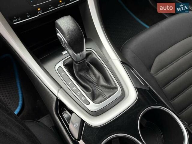 Чорний Форд Фьюжен, об'ємом двигуна 1.6 л та пробігом 181 тис. км за 8200 $, фото 40 на Automoto.ua