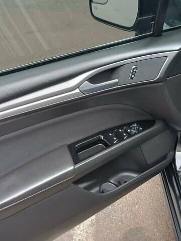 Черный Форд Фьюжн, объемом двигателя 2 л и пробегом 270 тыс. км за 10700 $, фото 13 на Automoto.ua