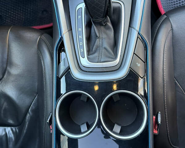 Чорний Форд Фьюжен, об'ємом двигуна 2 л та пробігом 187 тис. км за 9600 $, фото 23 на Automoto.ua