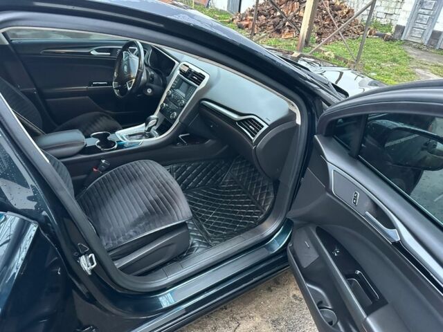 Чорний Форд Фьюжен, об'ємом двигуна 2.5 л та пробігом 217 тис. км за 9500 $, фото 5 на Automoto.ua