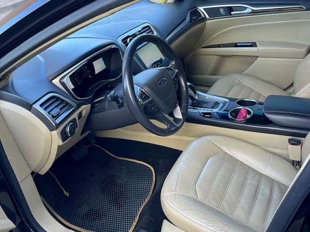 Чорний Форд Фьюжен, об'ємом двигуна 2 л та пробігом 200 тис. км за 8500 $, фото 4 на Automoto.ua