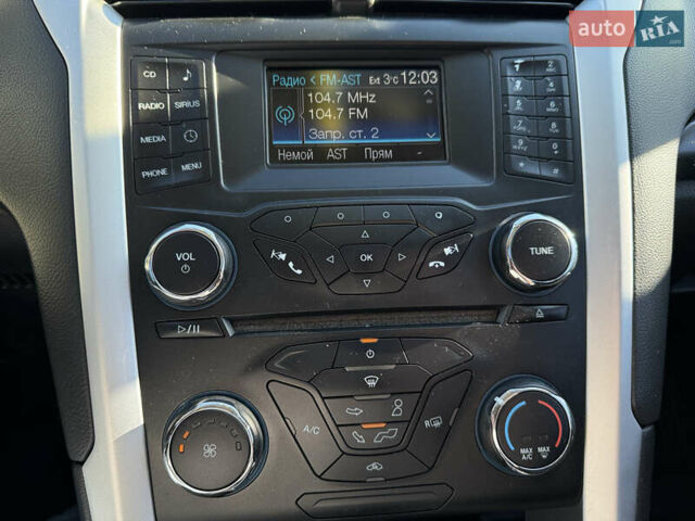 Чорний Форд Фьюжен, об'ємом двигуна 2.49 л та пробігом 245 тис. км за 8950 $, фото 20 на Automoto.ua