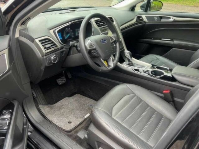 Черный Форд Фьюжн, объемом двигателя 1.6 л и пробегом 90 тыс. км за 8000 $, фото 4 на Automoto.ua