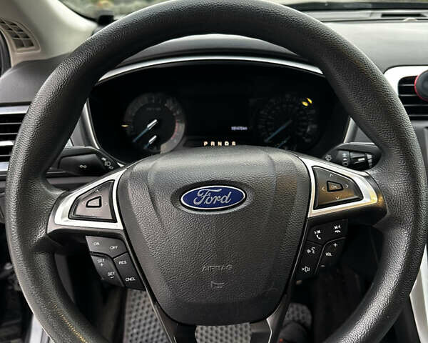 Чорний Форд Фьюжен, об'ємом двигуна 2.49 л та пробігом 182 тис. км за 10000 $, фото 20 на Automoto.ua