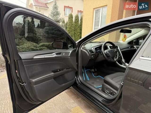 Чорний Форд Фьюжен, об'ємом двигуна 1.6 л та пробігом 181 тис. км за 8200 $, фото 15 на Automoto.ua