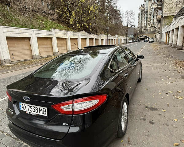 Черный Форд Фьюжн, объемом двигателя 2 л и пробегом 320 тыс. км за 9200 $, фото 3 на Automoto.ua