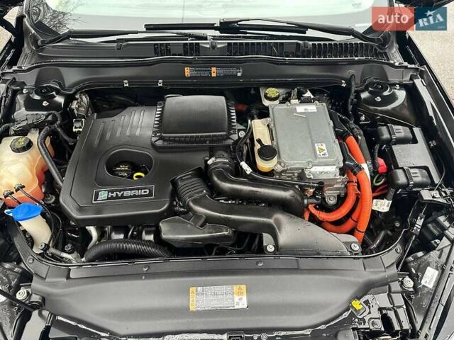 Чорний Форд Фьюжен, об'ємом двигуна 2 л та пробігом 193 тис. км за 10600 $, фото 38 на Automoto.ua